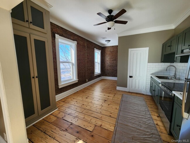 Building Photo - 1 Shatzell Ave