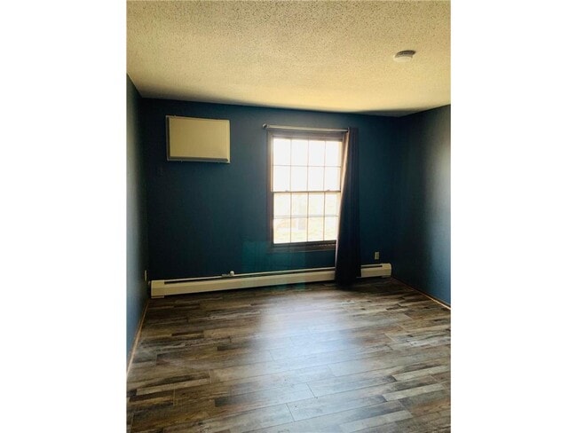 Building Photo - 932 Westbrooke Way