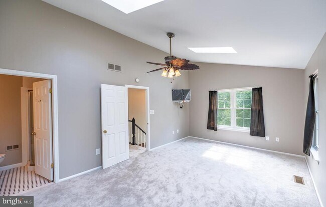 Building Photo - 148 Iron Bark Ct