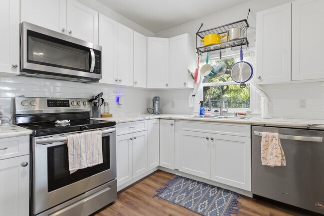 Building Photo - 3203 N Bailey St