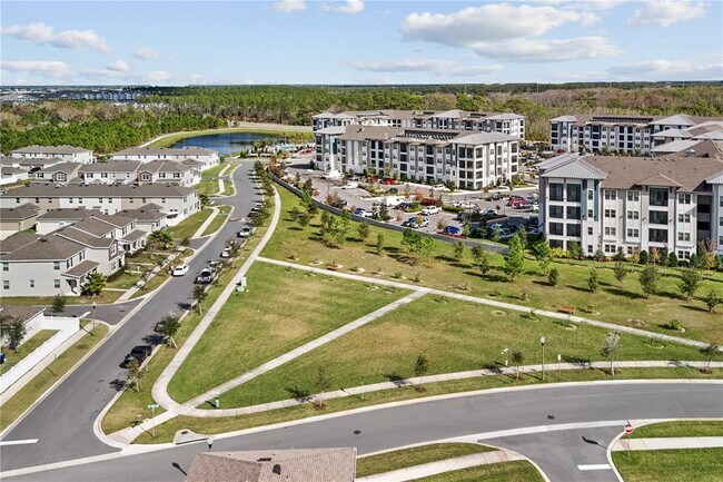 Building Photo - 15633 Water Spring Blvd