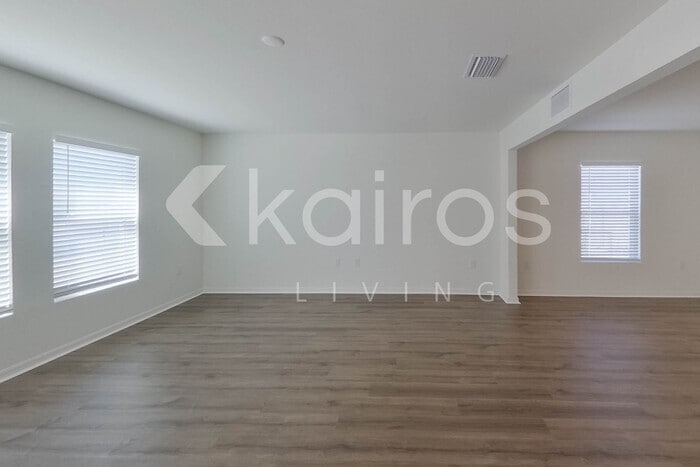 Building Photo - 262 Grenada St NW