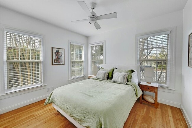 Building Photo - 5313 Avenue F