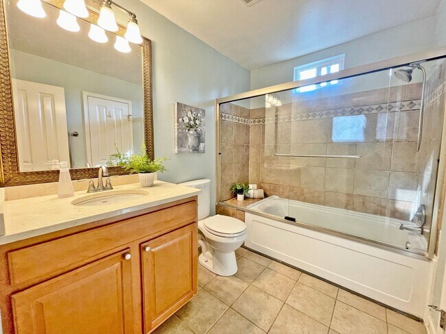Building Photo - READY 11-07-25!! 3-Bedroom Townhome at the...