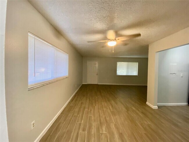 Building Photo - 11716 Raintree Village Blvd