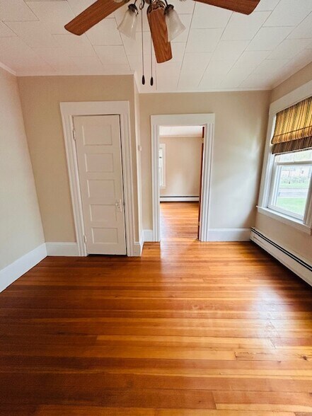 Building Photo - 4 Princeton Ave