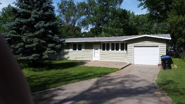 Primary Photo - 2313 SW Madeline Ln