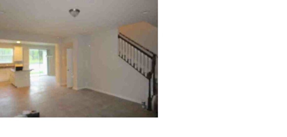 Building Photo - 319 Richmond Dr