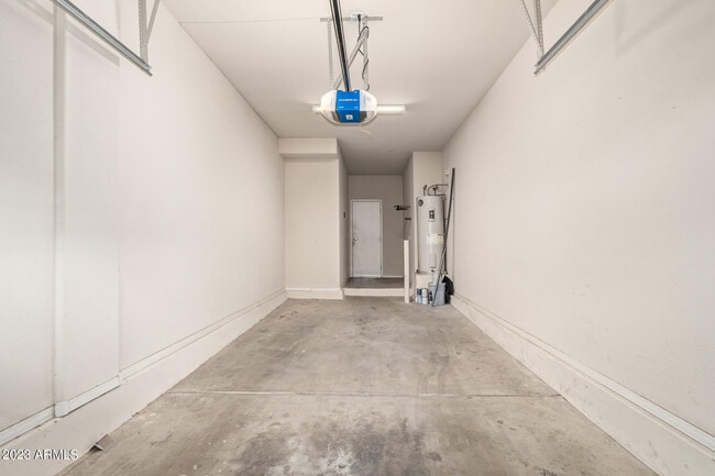 Building Photo - 1350 S Greenfield Rd