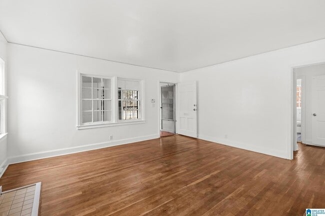 Building Photo - 1520 41st St