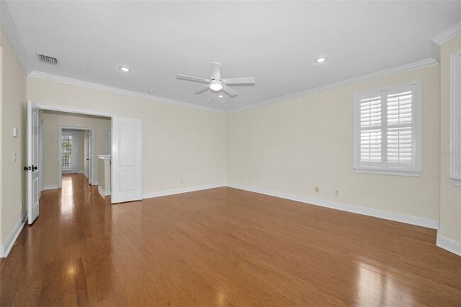 Building Photo - 924 Hemingway Cir