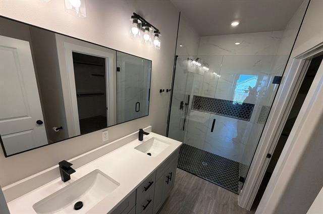 Building Photo - 5709 Barkridge Dr