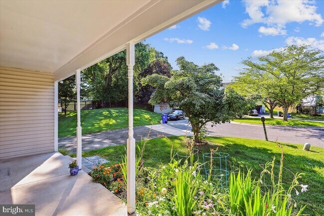 Building Photo - 18518 Gingerbread Ln