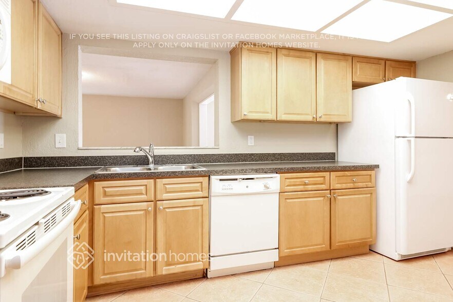 Building Photo - 12111 92nd Way N