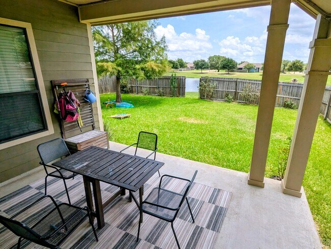 Building Photo - 15417 Meadow Pass