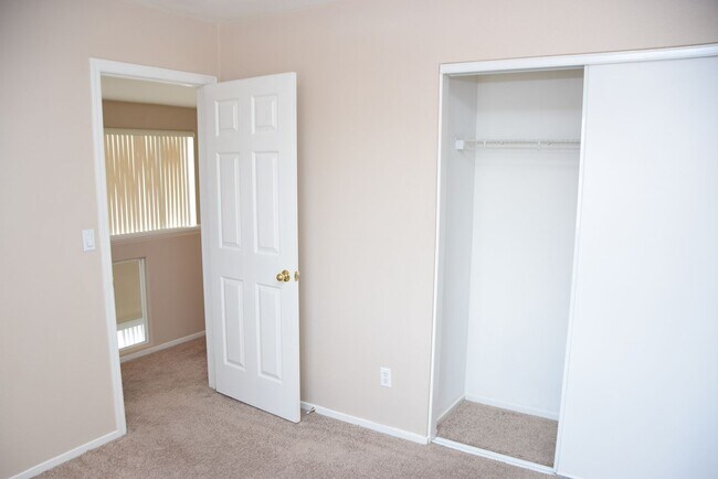 Building Photo - 7729 Paseo Vista Dr