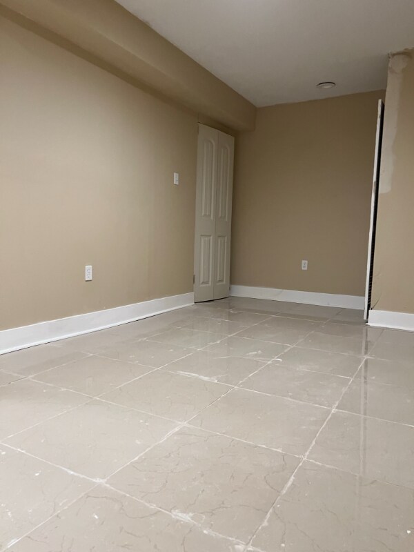 Building Photo - 501 Sulphur Spring Rd