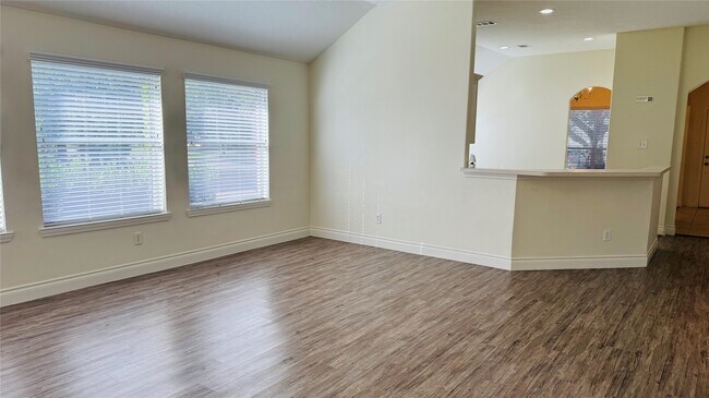 Building Photo - 20210 Glen Burn Ct