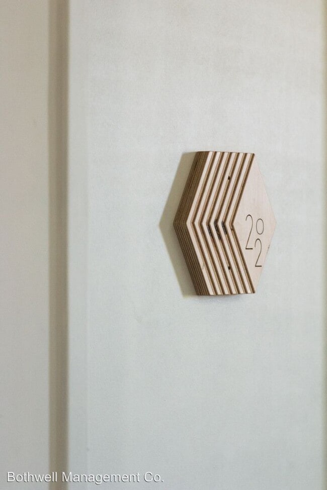 Building Photo - 2535 Brant St