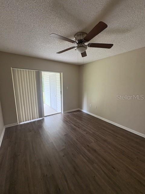 Building Photo - 748 Zella Ln