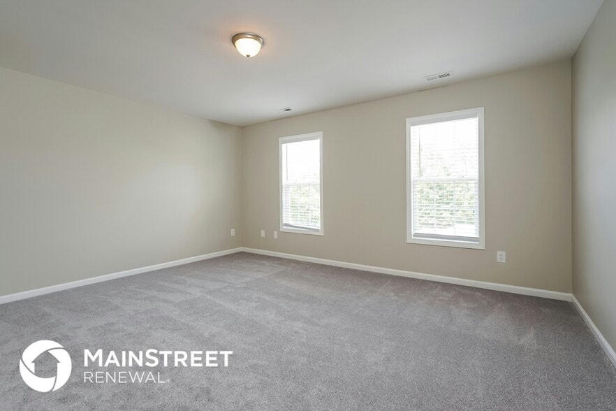 Building Photo - 1505 Golden Bell Dr