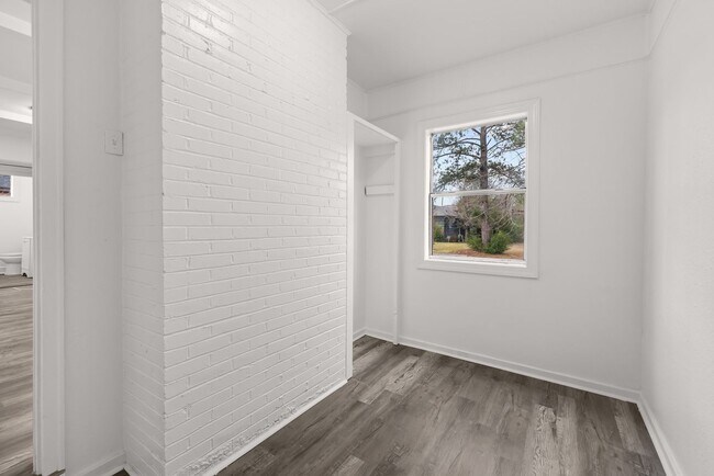 Building Photo - 829 51st St Ensley