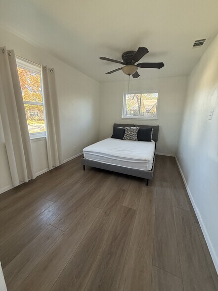 Building Photo - 207 Arnett Dr