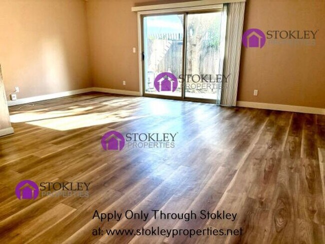 Building Photo - 1354 Tree Garden Pl