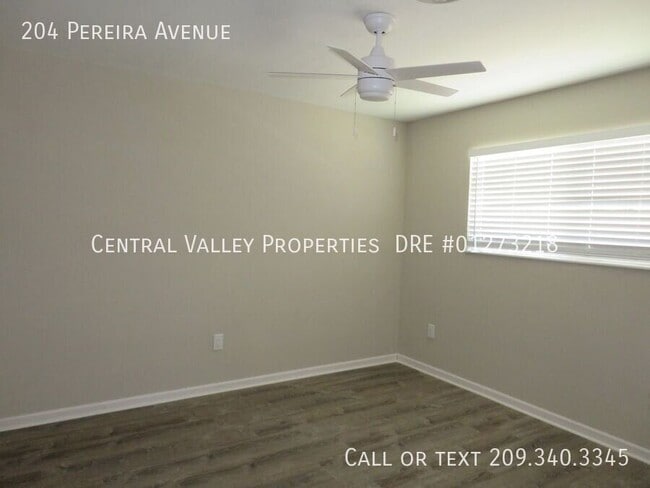 Building Photo - 204 Pereira Ave