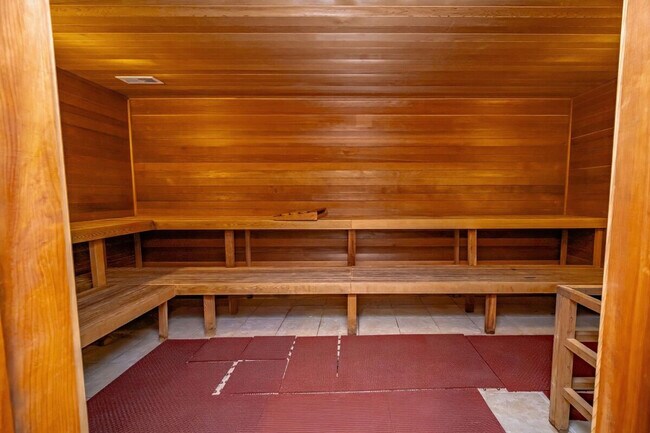 Building Photo - 3404 American Dr