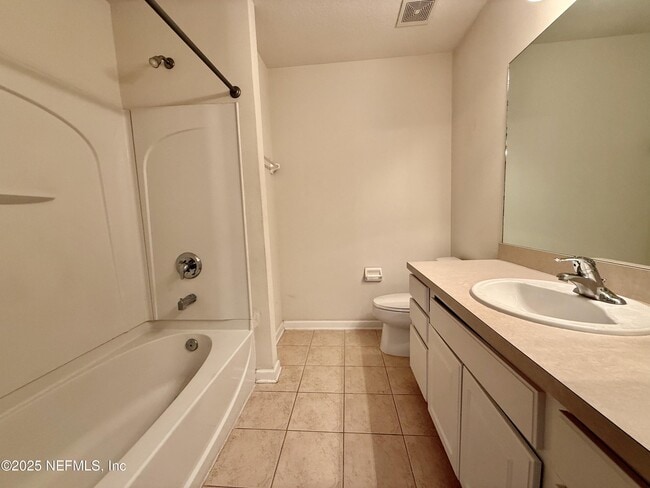 Building Photo - 3514 Summerlin Ln N