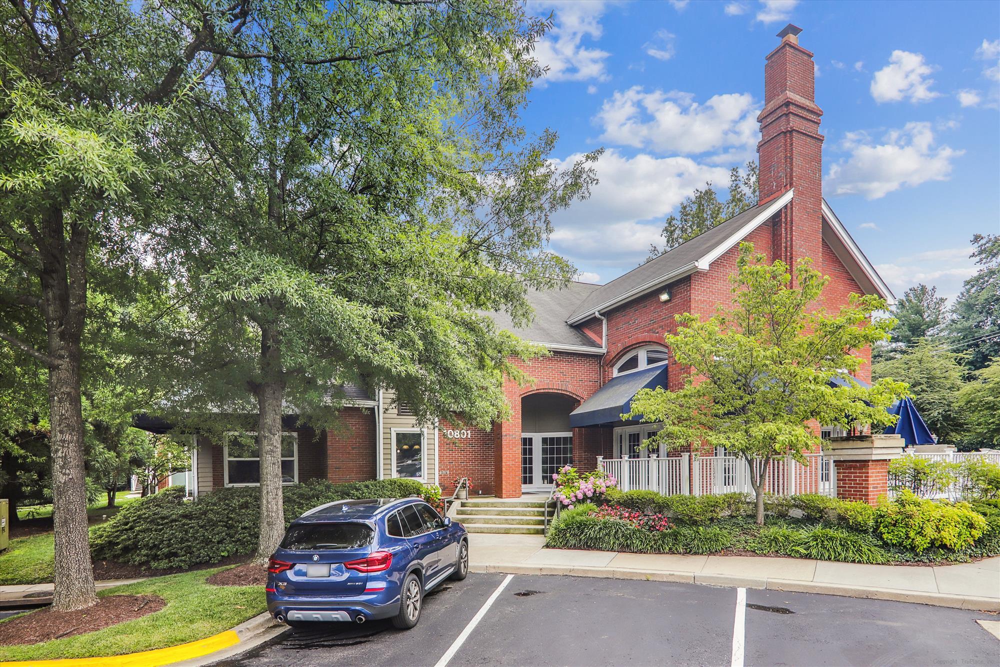 Building Photo - 10703 Hampton Mill Ter