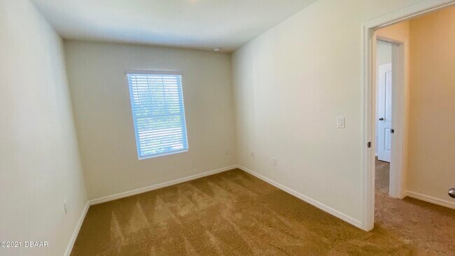 Building Photo - 8 Bella Oaks Dr