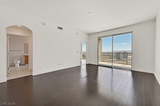 Building Photo - 200 W Sahara Ave