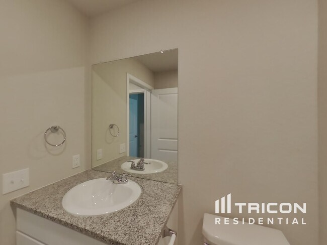 Building Photo - 5603 Apricot Mist