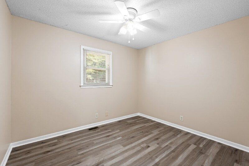 Building Photo - 111 Rose Ann Ct