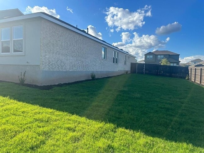 Building Photo - 4116 Home Pl Rd