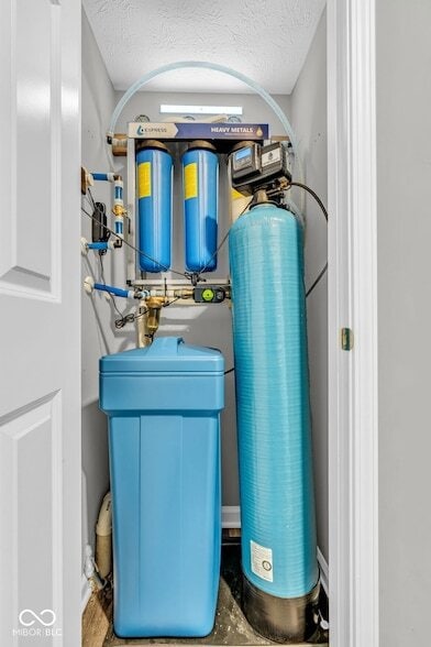 Building Photo - 315 Steeples Blvd