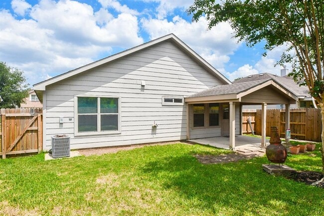 Building Photo - 16211 Cole Bridge Ln