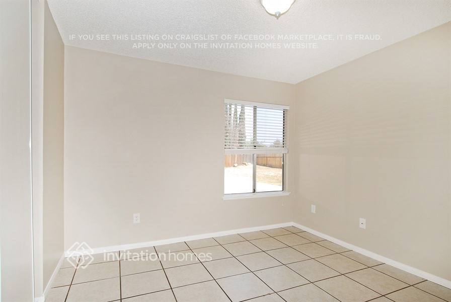 Building Photo - 13854 Robin Nest Ct