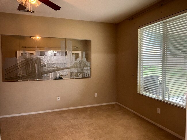 Building Photo - 851 N Hartnell Pl