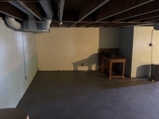 Building Photo - 212 N Olive St