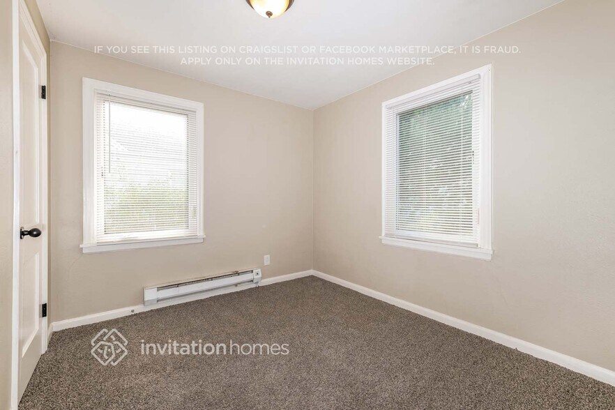 Building Photo - 3216 S 72nd St