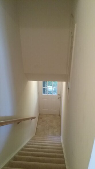 Building Photo - 11009 Sentry Ridge Rd