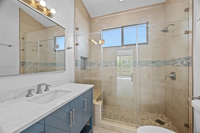 Building Photo - 7140 SW 111th Ct