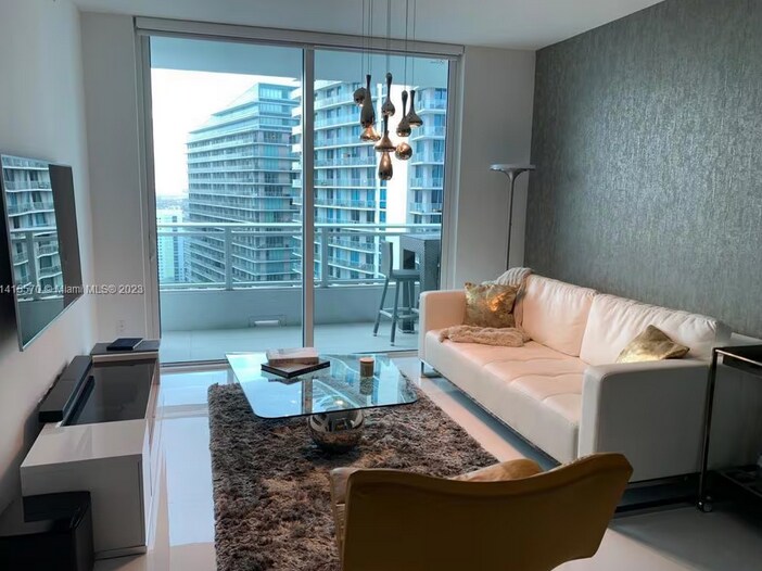Building Photo - 1080 Brickell Ave