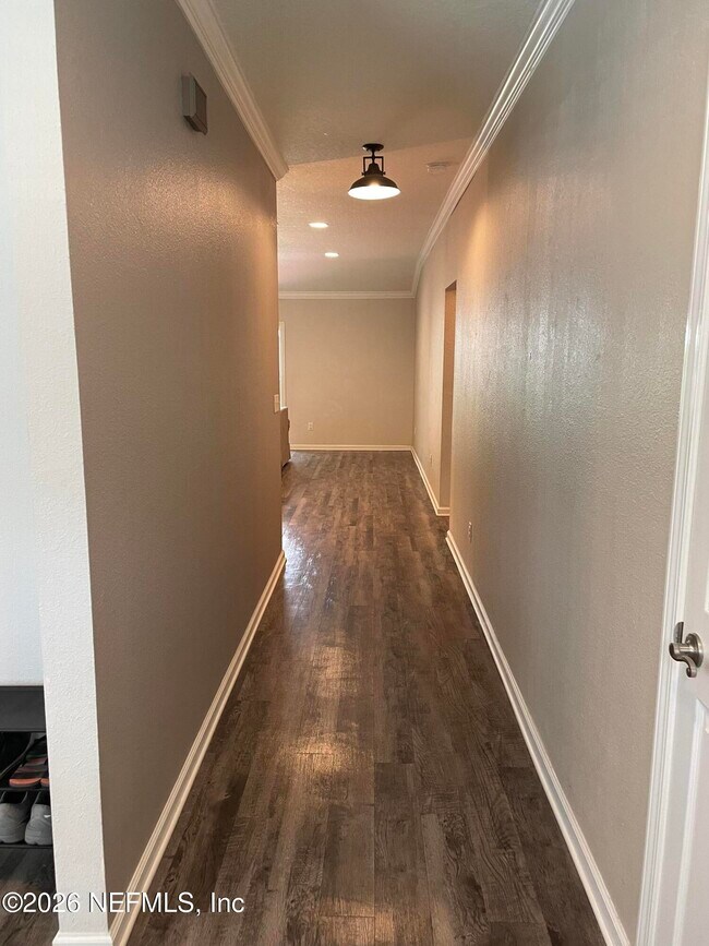 Building Photo - 5549 Broadgate Ct