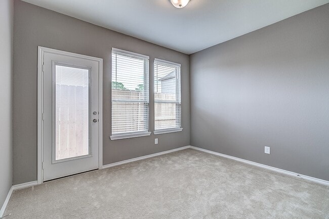Building Photo - 9312 Bauer Vista Dr