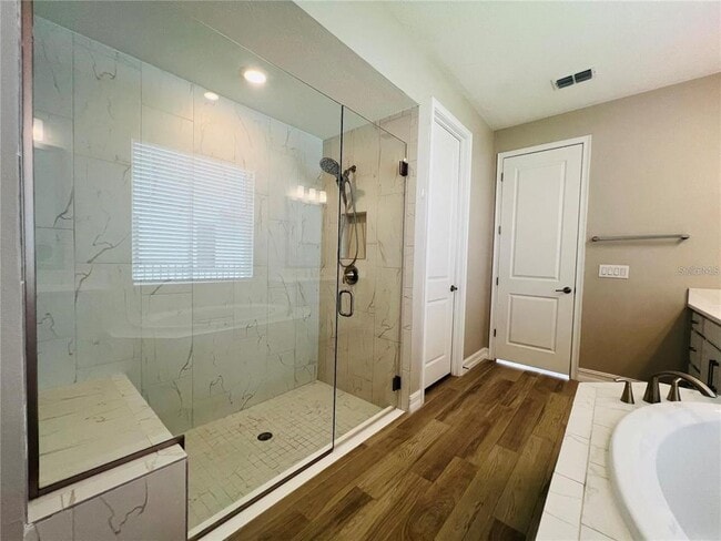 Building Photo - 4567 Tivoli Dr
