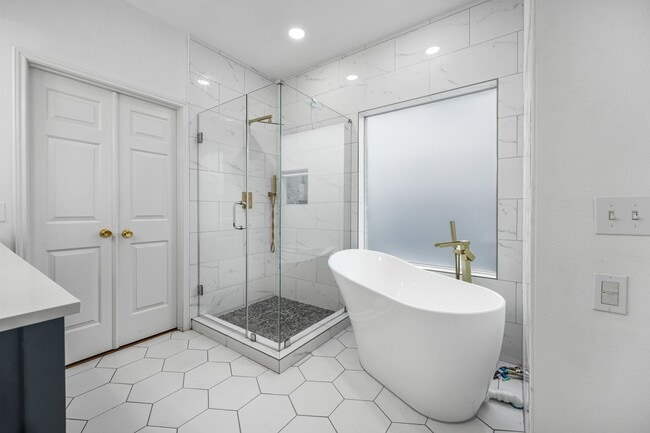 Building Photo - Gorgeous Pulte home in Sunrise Lakes
